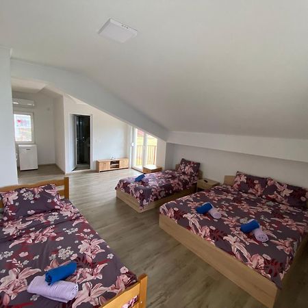 Risteski Guest House Elshani Buitenkant foto