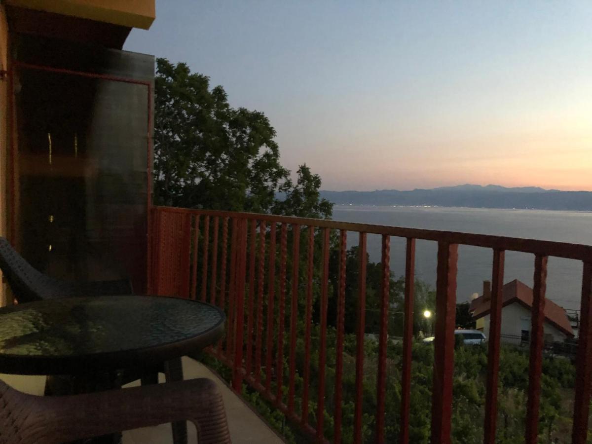 Risteski Guest House Elshani Buitenkant foto
