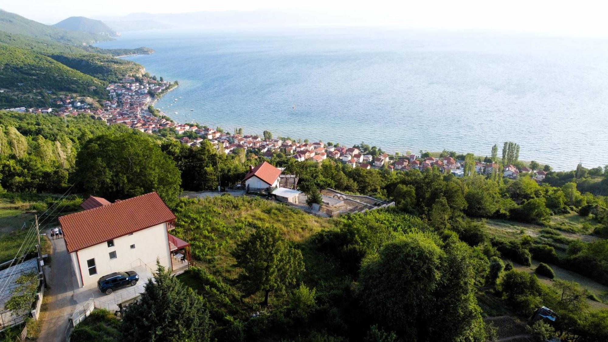 Risteski Guest House Elshani Buitenkant foto