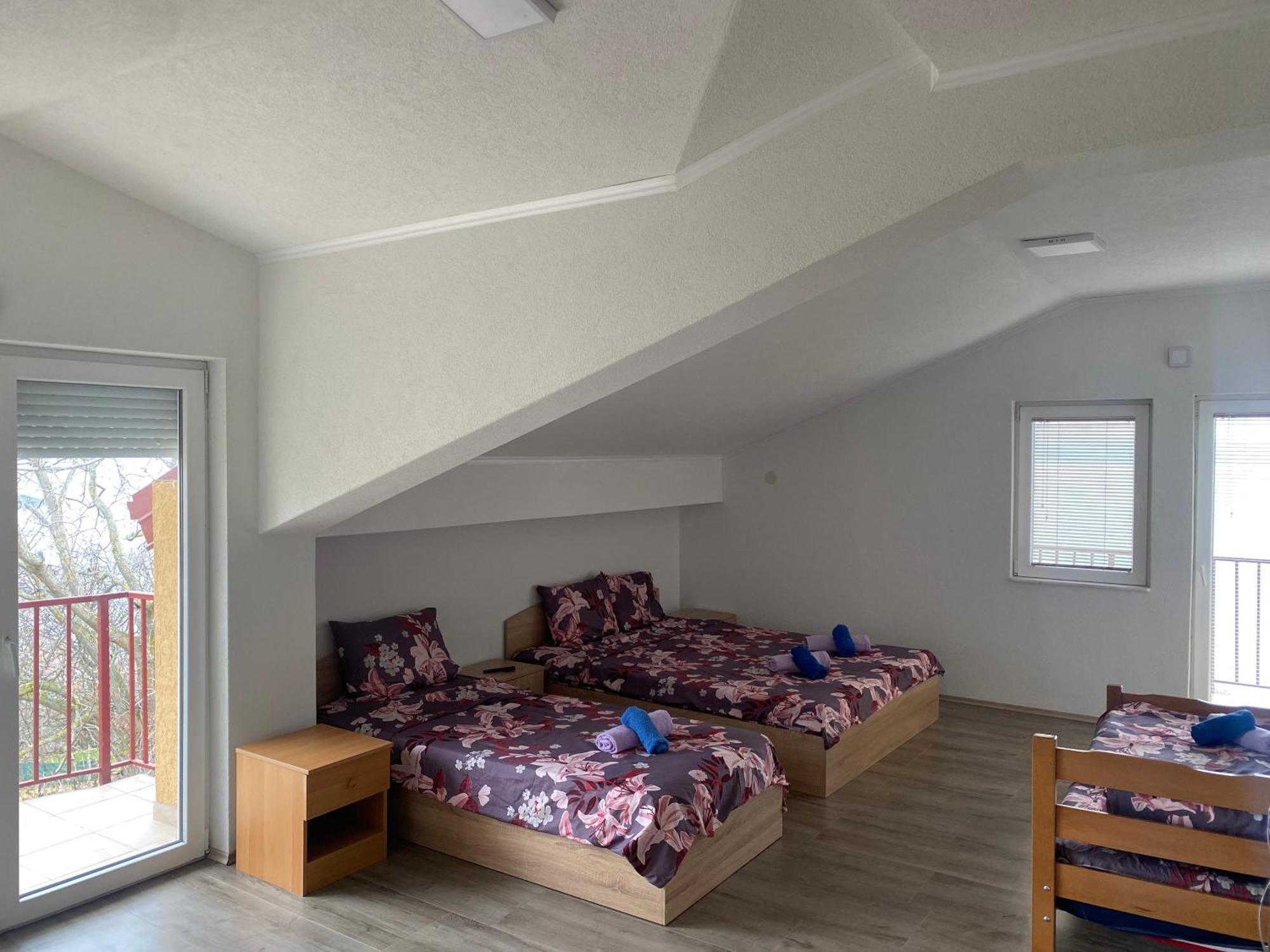 Risteski Guest House Elshani Buitenkant foto